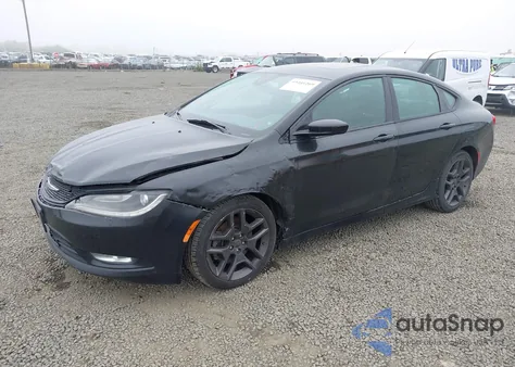 2016 Chrysler 200 S z USA, uszkodzony, nr VIN 1C3CCCDG6GN122716